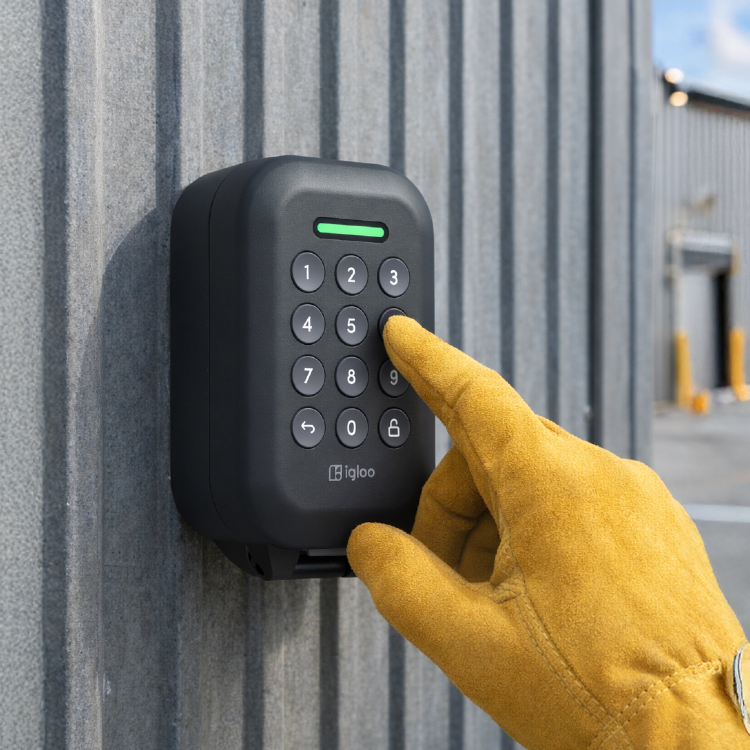 Alpha Lockbox Lockbox | Outdoor Smart Lockbox with Offline PINs & Apple Watch ...